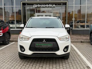 2013 Mitsubishi ASX I Рестайлинг, белый, 915000 рублей, вид 2