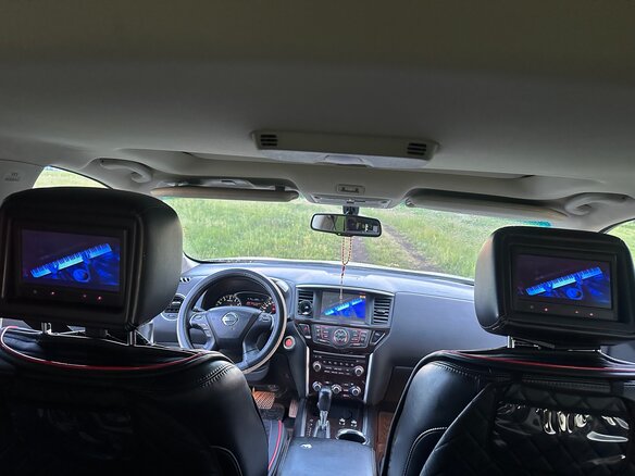 2014 Nissan Pathfinder IV, серебристый, 1800000 рублей - вид 5
