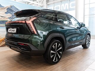 2026 Geely Atlas II, зелёный, 4114990 рублей, вид 4