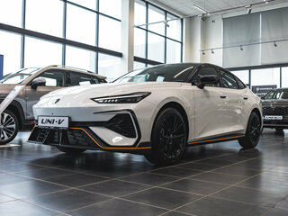 2026 Changan UNI-V I Рестайлинг 2, белый, 3579900 рублей, вид 1
