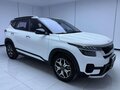 2023 Kia KX3, белый, 1575000 рублей - вид 2