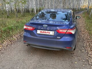 2017 Toyota Camry Japan Market VIII (XV70), синий, 2250000 рублей, вид 4