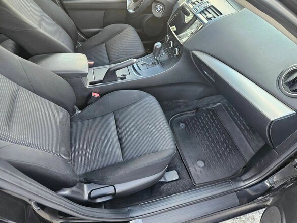 2011 Mazda 3 II (BL) Рестайлинг, чёрный, 990000 рублей - вид 13