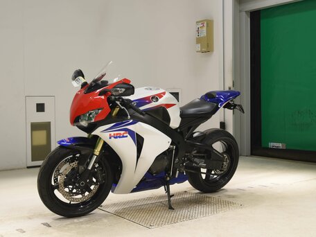 2009 Honda CBR 1000 RR/RA Fireblade, белый, 800000 рублей, вид 2