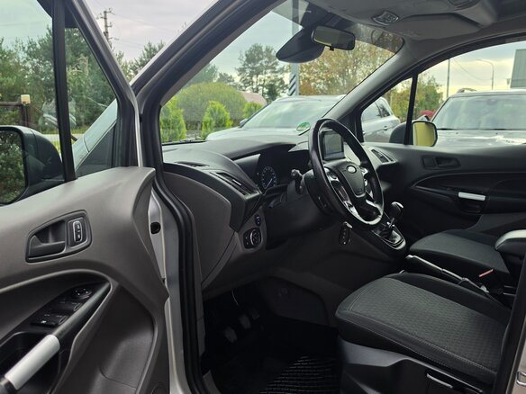 2022 Ford Tourneo Connect Grand II Рестайлинг, серебристый, 1950000 рублей - вид 12