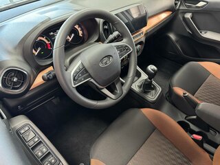 2026 Lada (ВАЗ) Iskra SW Cross, коричневый, 1677000 рублей, вид 3