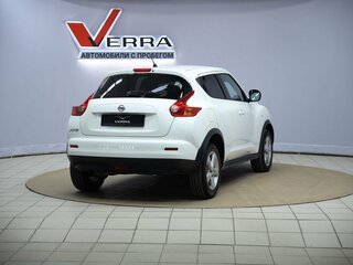 2013 Nissan Juke I, белый, 990000 рублей, вид 5