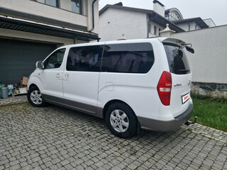 2012 Hyundai Grand Starex I, белый, 1700000 рублей, вид 3