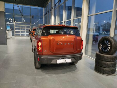 2026 Haval H3 I Рестайлинг, оранжевый, 3199000 рублей, вид 5
