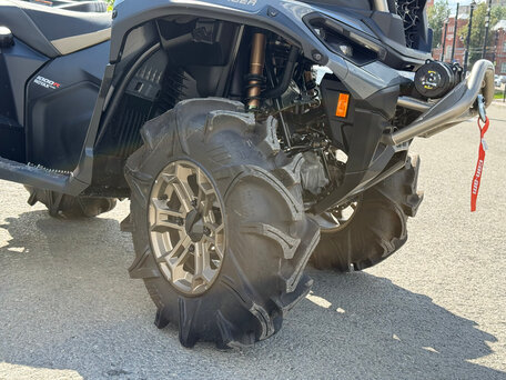 2026 BRP Can-Am Outlander X MR 1000R, серый, 2450000 рублей, вид 4