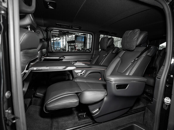 2026 Mercedes-Benz V-Класс 300 d экстра длинный III (W447) Рестайлинг 2, чёрный - вид 21