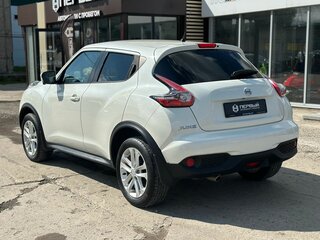2018 Nissan Juke I Рестайлинг, белый, 1750000 рублей, вид 4