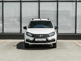 2026 Lada (ВАЗ) Granta Cross I Рестайлинг, белый, 1010000 рублей, вид 3
