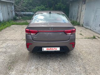 2018 Kia Rio IV, коричневый, 1450000 рублей, вид 2
