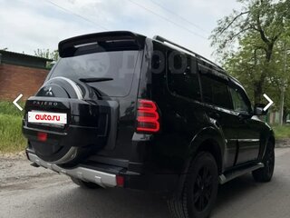 2011 Mitsubishi Pajero IV Рестайлинг 1, чёрный, 2000000 рублей, вид 5