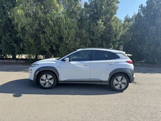 2019 Hyundai Kona I, белый, 2670000 рублей, вид 4