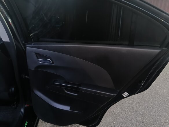2013 Chevrolet Aveo II, чёрный, 560000 рублей - вид 13
