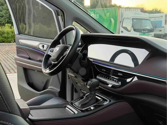 2022 GAC Trumpchi M6 Pro, белый, 1650000 рублей - вид 8