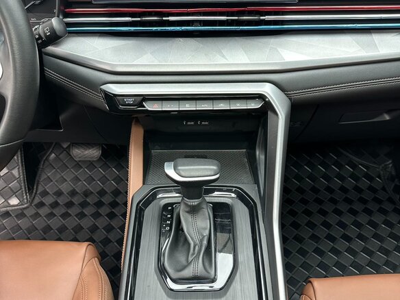 2023 Geely Vision X6 Pro, белый, 1530000 рублей - вид 13