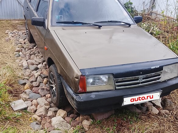 1998 Lada (ВАЗ) 2109, коричневый