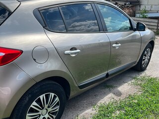 2012 Renault Megane III, бежевый, 700000 рублей, вид 3