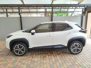 2021 Toyota Yaris Cross I, белый, 2079000 рублей, вид 4