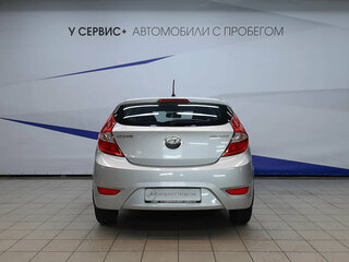 2014 Hyundai Solaris I, серебристый, 860000 рублей, вид 4