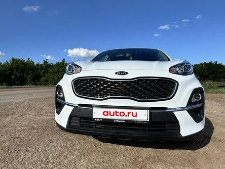 2021 Kia Sportage IV Рестайлинг, белый, 2769000 рублей, вид 1