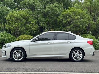 2022 BMW 1 серии 120i III (F52) Рестайлинг, белый, 1870095 рублей, вид 2