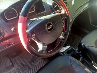 2010 Chevrolet Aveo I Рестайлинг, красный, 370000 рублей, вид 5