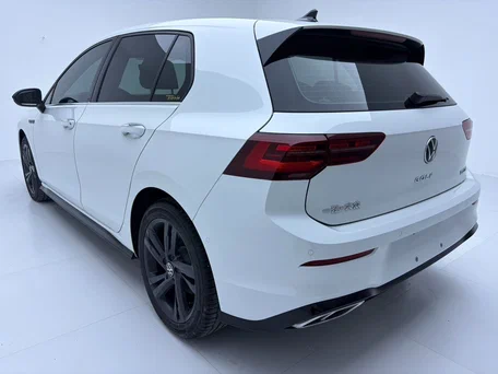 2023 Volkswagen Golf VIII, серый, 1925000 рублей, вид 4