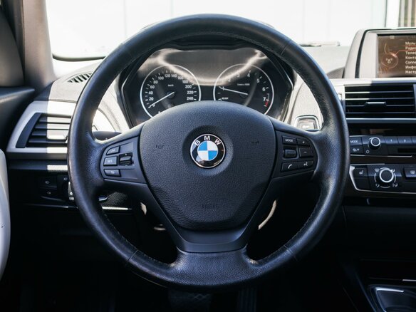 2015 BMW 1 серии 118i II (F20/F21) Рестайлинг, белый - вид 11