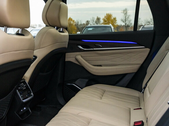 2024 Geely Monjaro (Xingyue L) I, белый, 3930000 рублей - вид 15