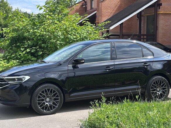 2020 Volkswagen Polo VI, чёрный - вид 5