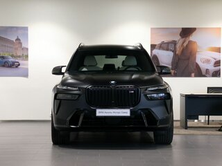 2023 BMW X7 M60i I (G07) Рестайлинг, чёрный, 12050000 рублей, вид 2