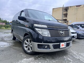 2002 Nissan Elgrand II (E51), чёрный, 1050000 рублей, вид 2