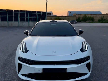 2025 Zeekr 001 100 kWh I Рестайлинг 1, белый, 7010000 рублей, вид 2
