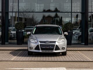 2012 Ford Focus III, серебристый, 795000 рублей, вид 2
