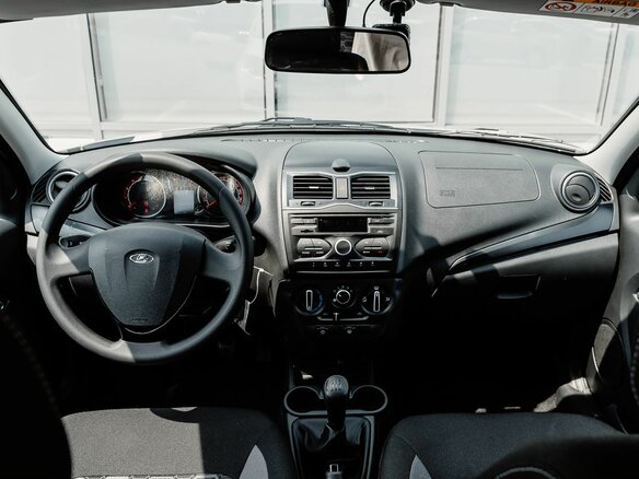 2026 Lada (ВАЗ) Granta Cross I Рестайлинг, белый - вид 13