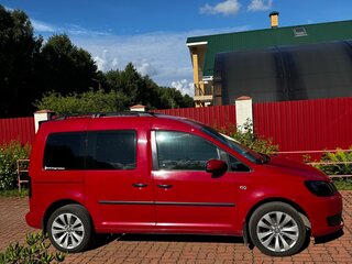 2011 Volkswagen Caddy III Рестайлинг, красный, 770000 рублей, вид 3
