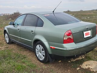 2004 Volkswagen Passat B5 Рестайлинг, зелёный, 455000 рублей, вид 4
