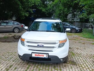 2013 Ford Explorer V, белый, 1700000 рублей, вид 2