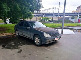 2000 Mercedes-Benz C-Класс 200 II (W203), чёрный, 400000 рублей, вид 3