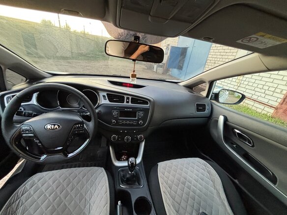 2013 Kia Ceed II, белый, 950000 рублей - вид 5