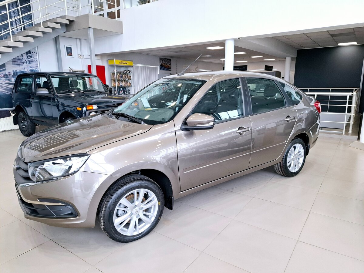 Открыть фотографии: Lada (ВАЗ) Granta I Рестайлинг