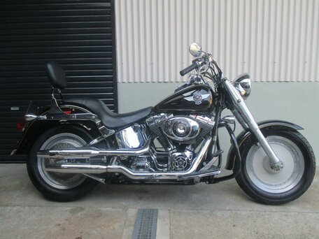 2005 Harley-Davidson Fat Boy, чёрный, 889000 рублей, вид 2