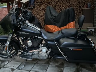 2014 Harley-Davidson Street Glide, чёрный, 1350000 рублей, вид 2