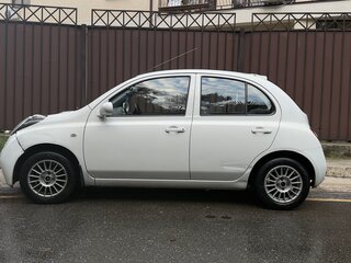 2002 Nissan March III (K12), белый, 320000 рублей, вид 3