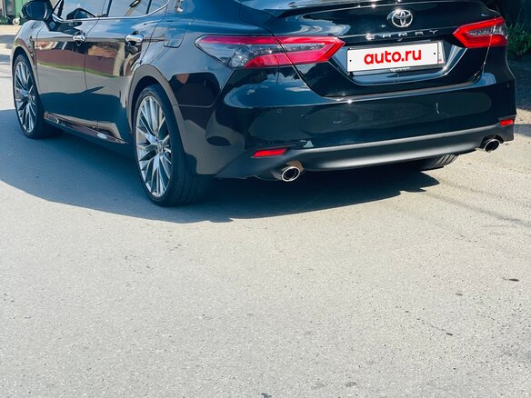 2018 Toyota Camry VIII (XV70), чёрный, 3050000 рублей - вид 9
