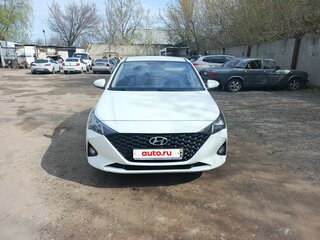 2020 Hyundai Solaris II Рестайлинг, белый, 1450000 рублей, вид 1